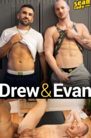 Drew Ryan fucks Evan Raw